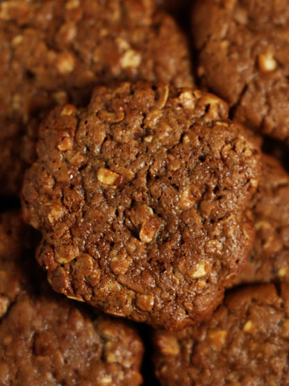 Oatmeal Raisin Protein Cookie